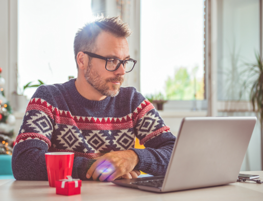 julklapp anställda 2025 kontorsmaterial papper pärmar a4